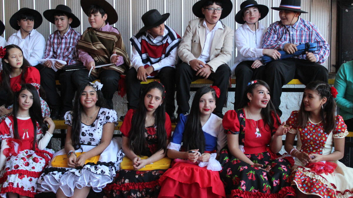 Primer Acto: Muestra Fiestas Patrias 5° y 6° Básico 2025.